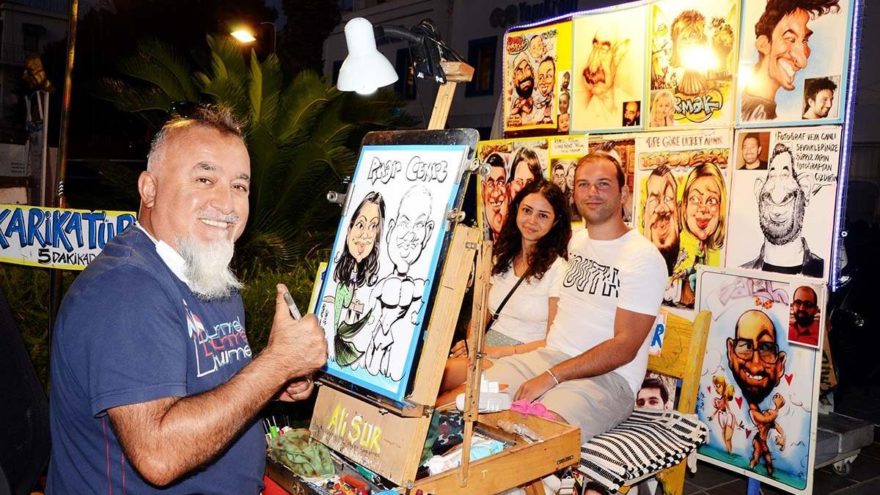 Dünya karikatürize oldu