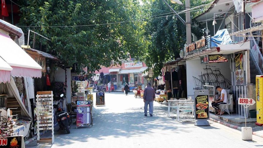 Turizmin gözbebeğiydi şimdi esnafa icra yağıyor