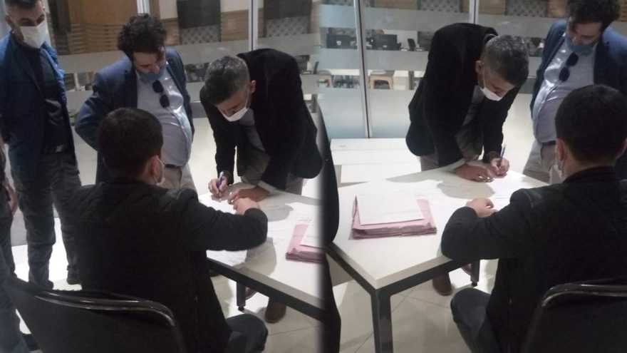 AKP’den kalan borç nedeniyle Esenyurt Belediyesi’ne haciz geldi