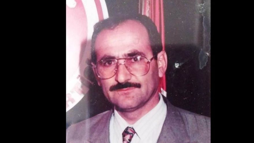 Eski belediye başkanı kendi tarlasında öldürüldü