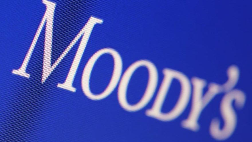 Moody’s bu defa İngiltere’nin notunu düşürdü