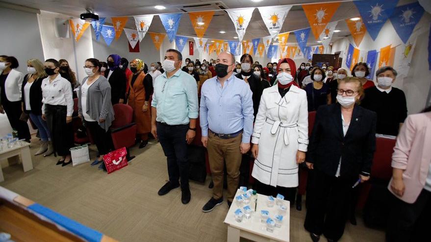 AKP’nin kongresi devlet kurumu salonunda yapıldı