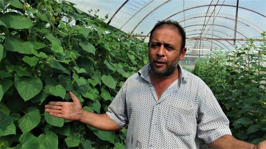 Seraları icradan satılan çiftçiler isyan etti