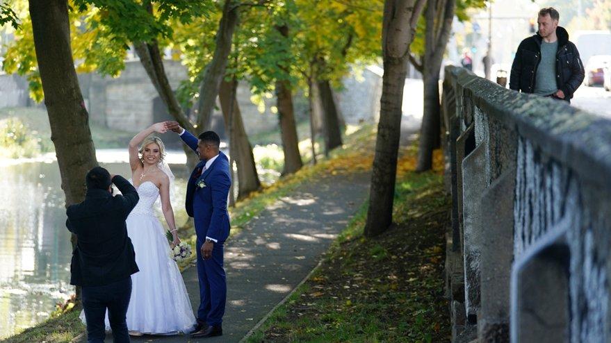 Corona virüsü Türk düğünlerini vurdu: 3 davetliye izin var