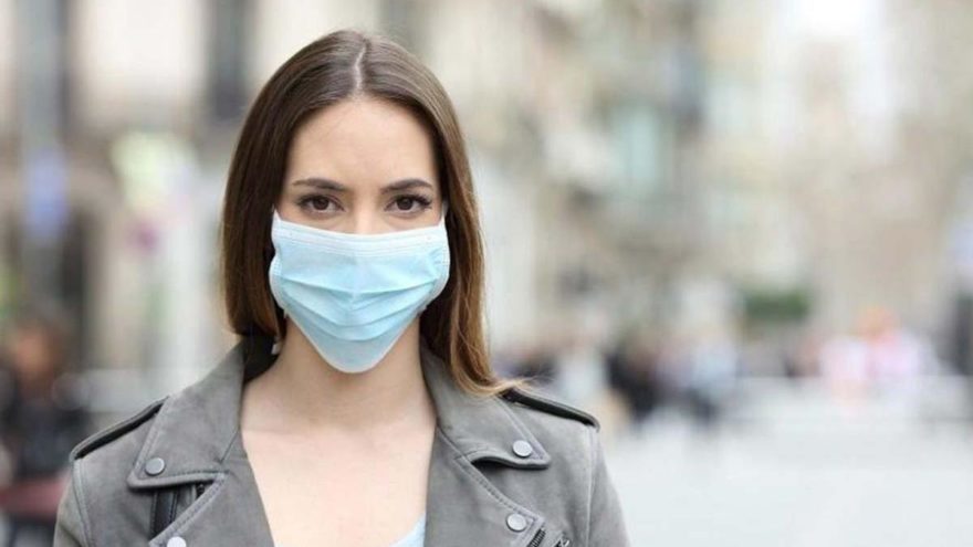 Bakkal ve petrolcü maske üreticisi oldu