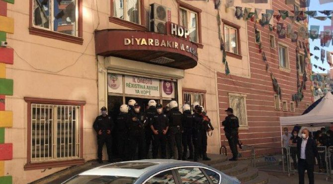 Son dakika… HDP İl Binası’nda arama yapılıyor