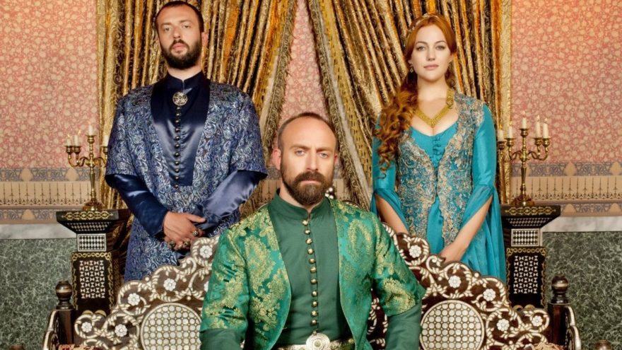 Muhteşem Yüzyıl’ın yapımcısı ve başrol oyuncularına bir buçuk milyon TL’lik reklam afişi tazminatı
