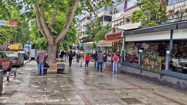 Pandemi Bağdat Caddesi’ndeki dükkanlara talebi artırdı