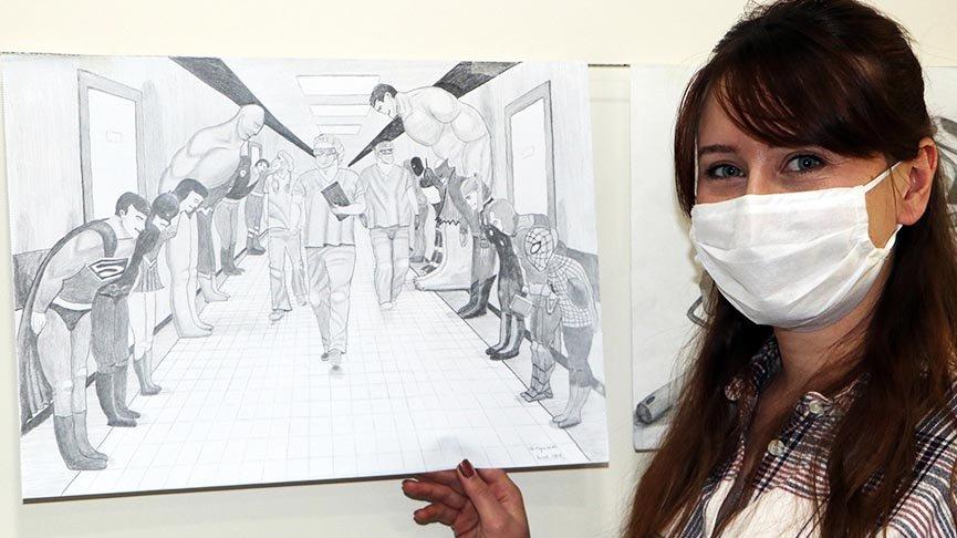 Coronayı yenen hemşire meslektaşları için çizdi