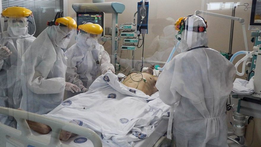 Ünlü profesörden dikkat çekici uyarı: Hastaneler her an dolabilir