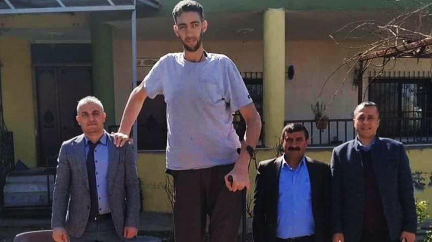 Dünyanın en uzun insanı Sultan Kösen coronaya yakalandı