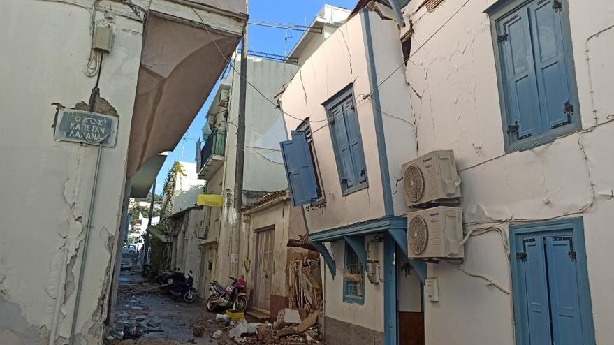 Yunanistan’dan kritik deprem açıklaması: 10.000 bina tehlike altında