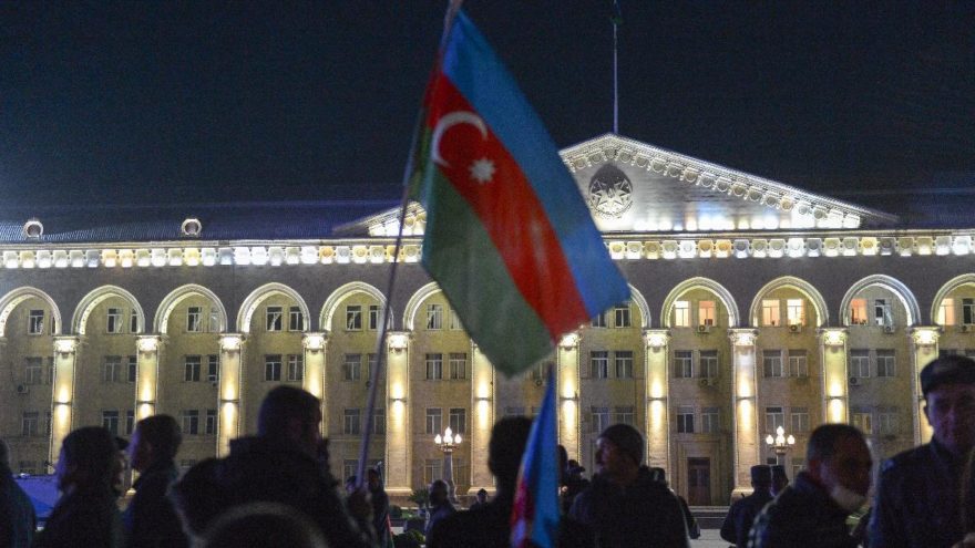 Zafer kutlamaları sabaha kadar devam etti