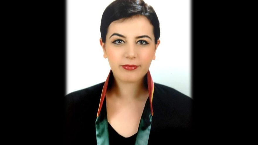 Mahkemede kadın avukatın yüzüne tekme atan saldırgan tutuklandı