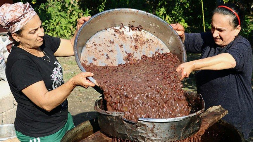 Defne Yaginin Yapimi Zahmetli Ama Faydasi Cok Guncel Yasam Haberleri Sozcu