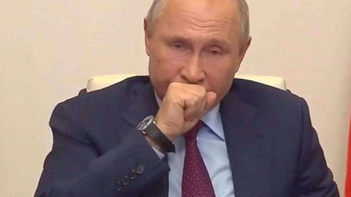 Worrying image from Putin: entered into a cough crisis at the conference