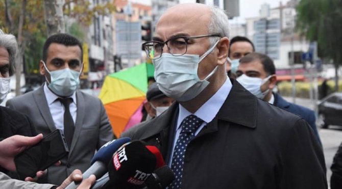 İzmir Valisi Yavuz Selim Köşger coronaya yakalandı