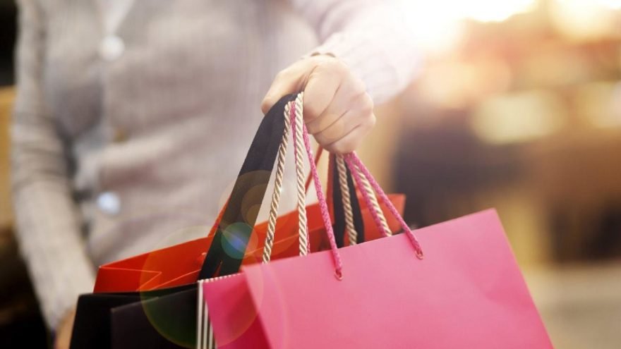 black-friday-shutter_16_9_1605438384-880x495-1.jpg
