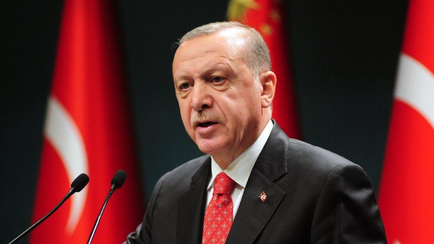 Son dakika… Cumhurbaşkanı Erdoğan, Bülent Arınç’a yüklendi