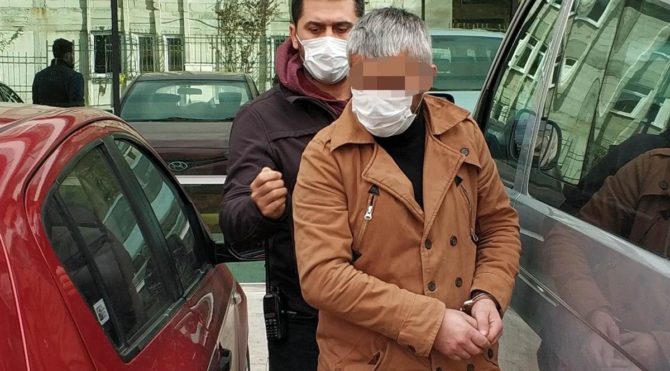 Dolmuşta elle taciz
