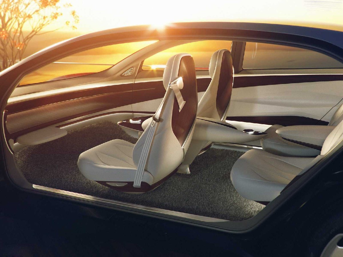 volkswagen-id_vizzion_concept-2018-1600-1c-kopya.jpg