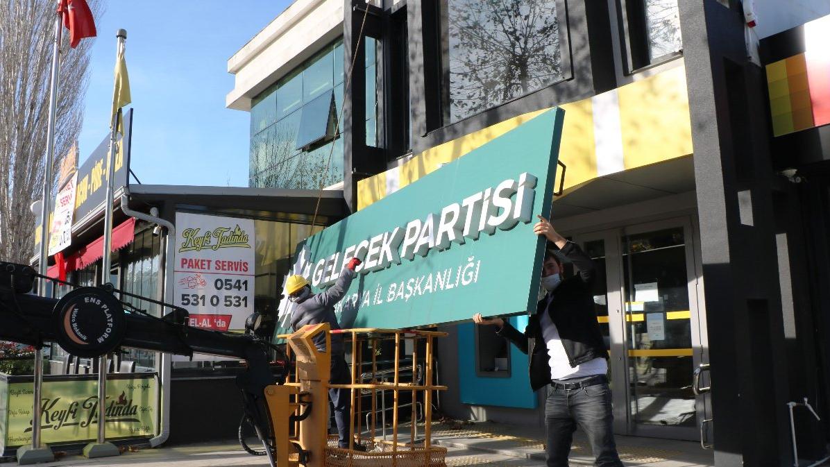 Building of the Future Party, where the provincial president and the administration resigned, evacuated