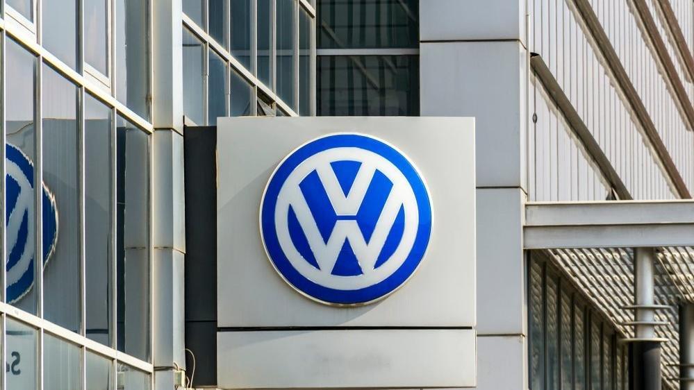 Volkswagen closes businesses in Turkey