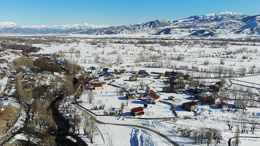 Her mevsim ayrı güzelliğe bürünen Munzur Gözeleri