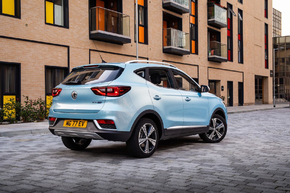 mg-zs-ev-2.jpg