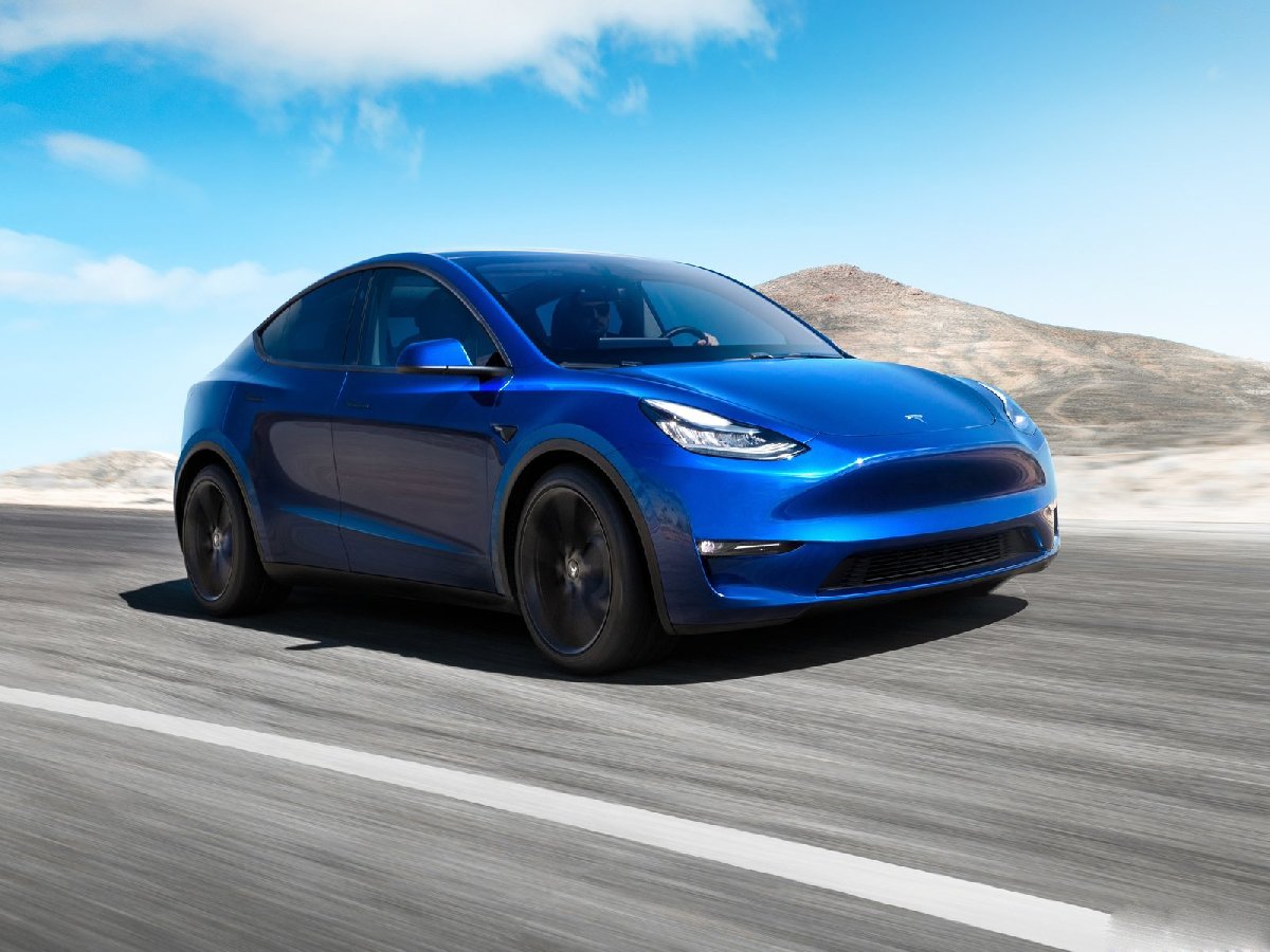 tesla-model_y-2021-1600-01-kopya.jpg