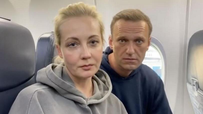 Rus polisinden Navalny’nin evine ve vakfına baskın