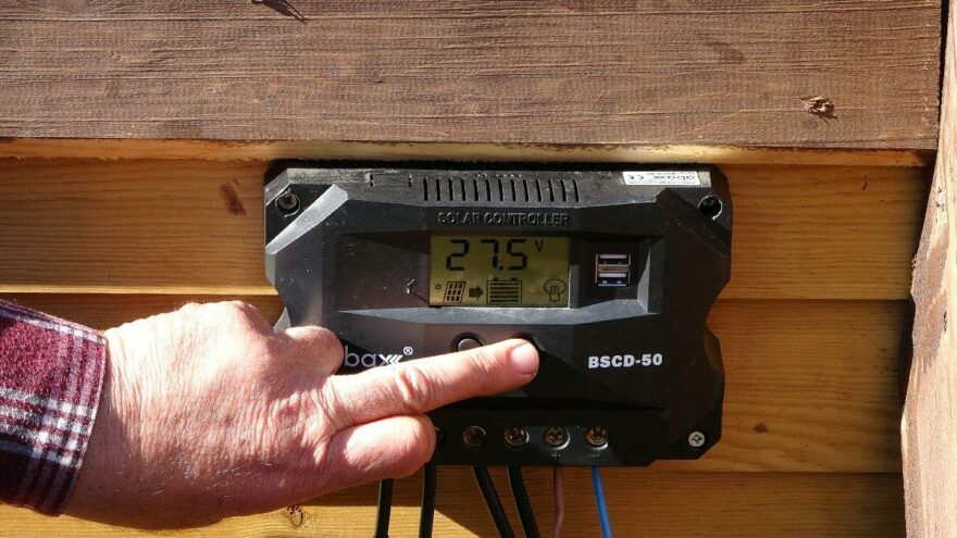 Evine kurduğu sistemle 15 yıldır elektrik faturası ödemiyor