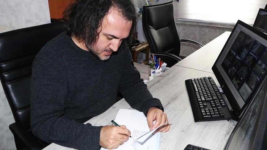Herkesi tek tek not alıyor! Listede 8 bin kişi var