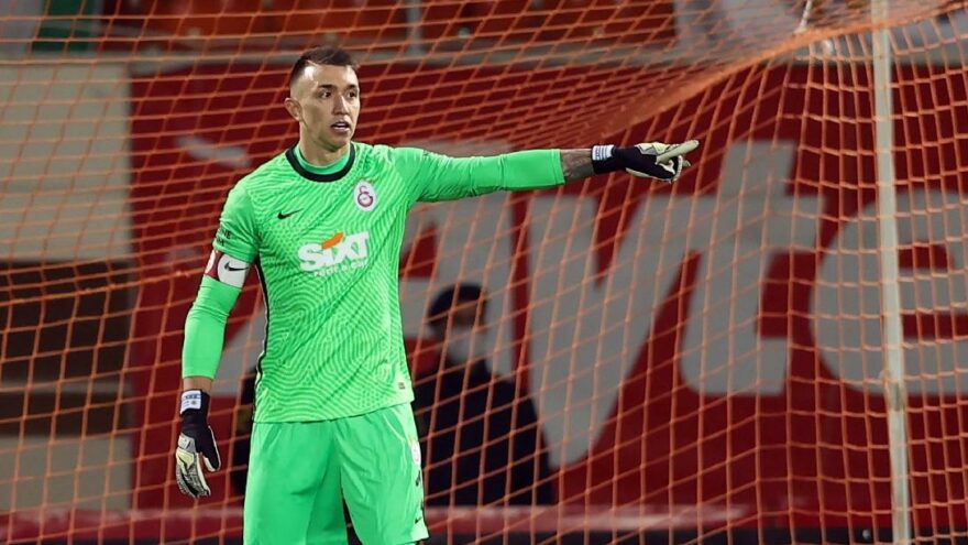 7. harika Muslera | Galatasaray’ı sırtladı