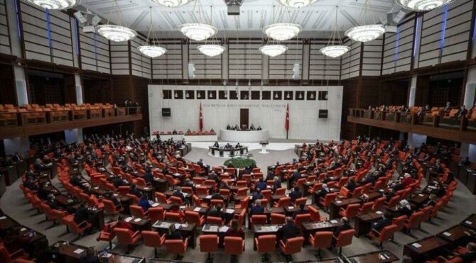 33 milletvekili fezlekesi komisyona sevk edildi