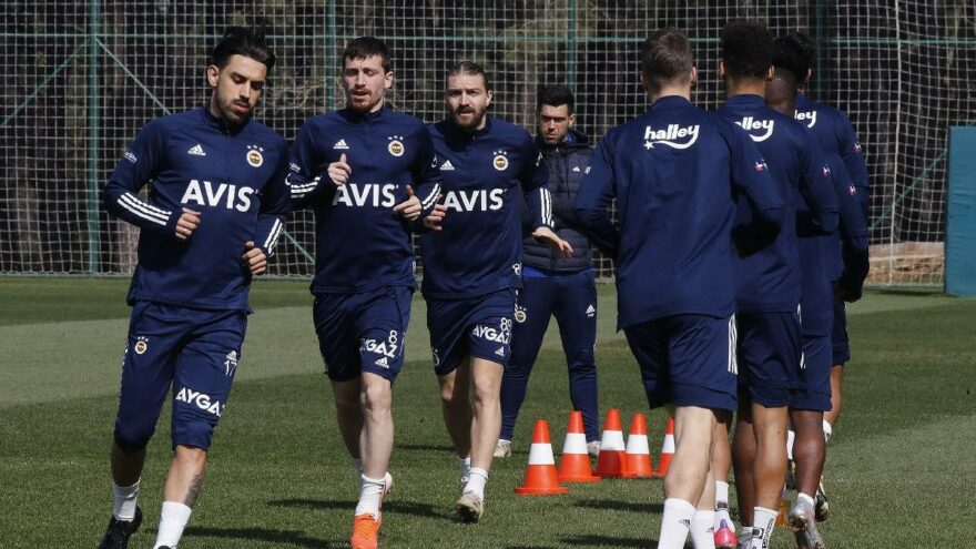 Fenerbahçe’nin Trabzonspor kadrosunda sürpriz! Caner Erkin, Gustavo ve İrfan Can…