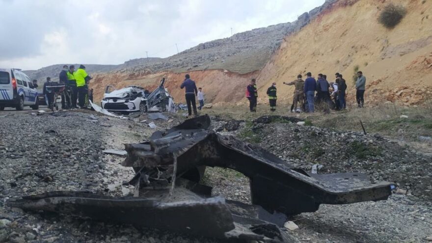 Diyarbakır'da feci kaza: 5 ölü, 4 yaralı – Sözcü Gazetesi