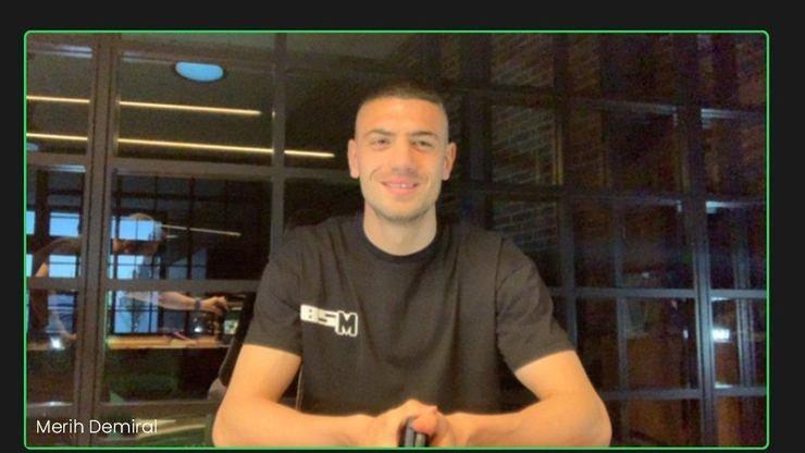 Merih Demiral’dan Kadınlar Günü’nde anlamlı hareket