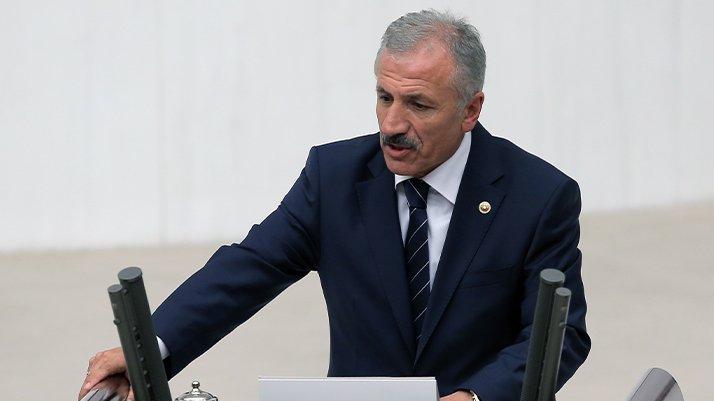 Vedat Bayram: Zemin bakımı teşkilata yaptırılmalı…