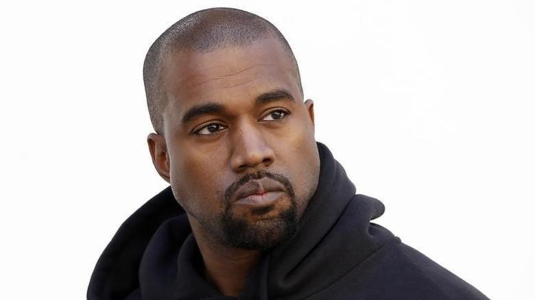 Walmart, Kanye West’i logosunu kopyalamakla suçluyor