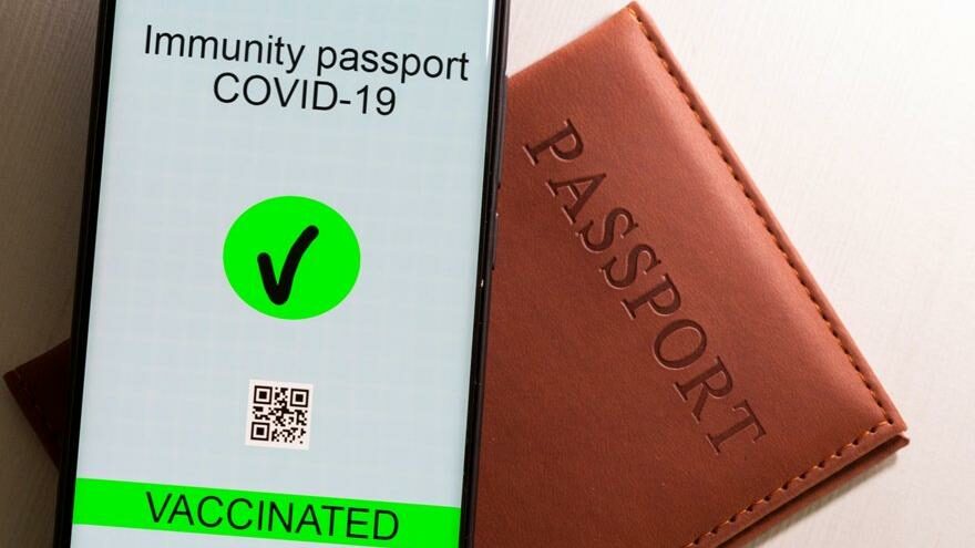 İngiltere: Telefon uygulaması, Covid-19 aşı pasaportu olacak