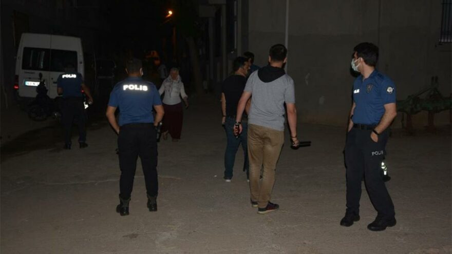 Komşular arasında sopalı, bıçaklı kavga: 8 yaralı