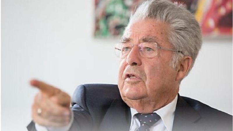 Eski Avusturya Cumhurbaşkanı Fischer’dan İsrail bayrağı tepkisi: Kabul edilemez