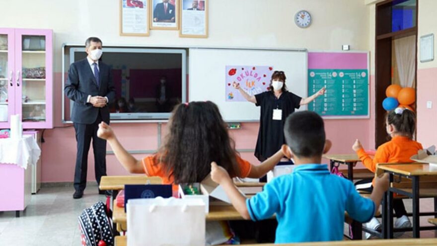 Milli Eğitim Bakanı Ziya Selçuk’tan 4.sınıf ve ortaokul öğrencileri için sınav açıklaması