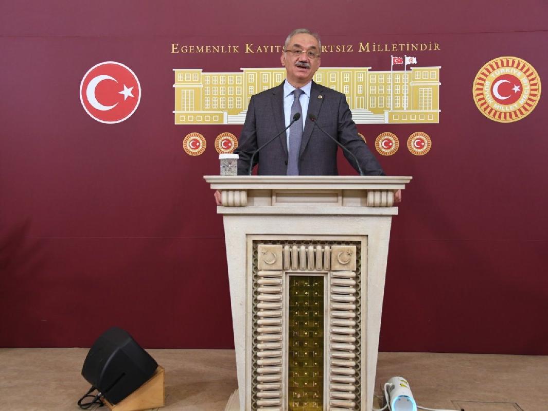 İYİ Parti'li Tatlıoğlu: Değil Akşener'in, vatandaşın bile ayağına değecek taşın sorumlusu Erdoğan'dır