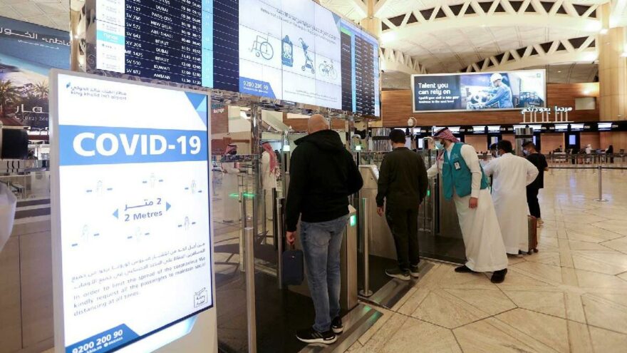 Suudi Arabistan’dan aşı kararı: Karantina yok