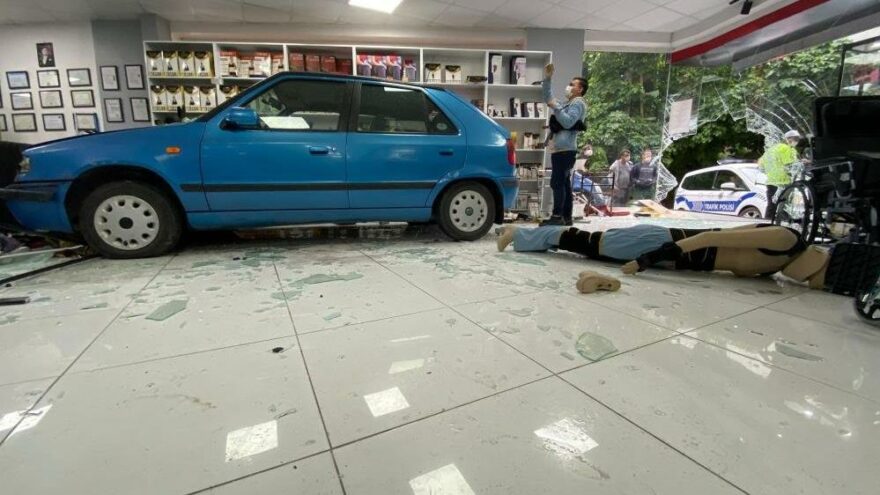 Direksiyon başında kalp krizi geçirdi, işyeri sahibi büyük şok yaşadı