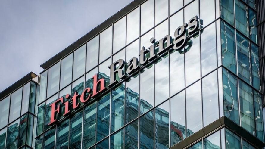 Fitch: Kur ve faizdeki oynaklık bankaları zorluyor