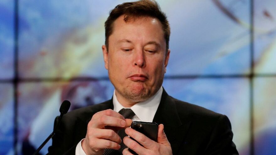 Elon Musk kırık kalp emojisi paylaştı, Bitcoin sert düştü