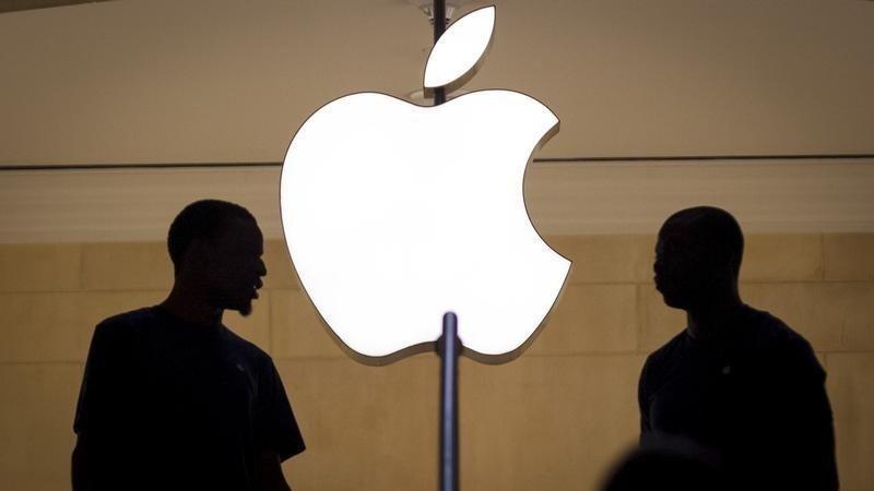 Apple çalışanları Tim Cook’a isyan etti
